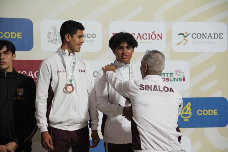 Sinaloenses se cuelgan el bronce en frontenis de Nacionales Conade