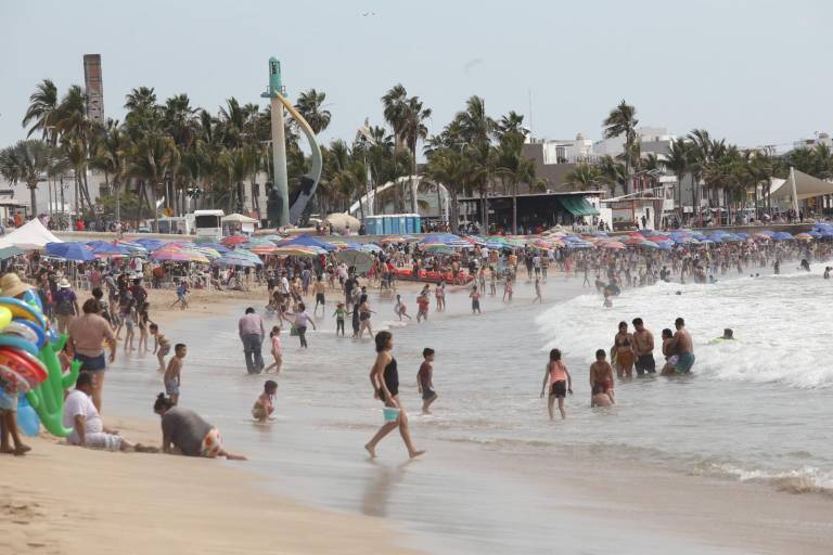 Reporta Gobierno de Sinaloa saldo blanco en playas durante Semana Santa