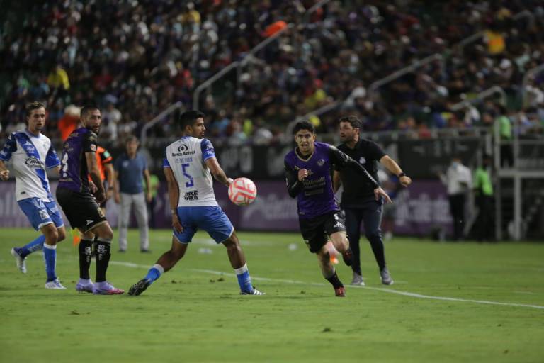 Carlos Vargas saldría del Mazatlán para llegar a Cruz Azul