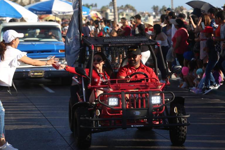 Disfrutan ‘bikers’ del malecón porteño