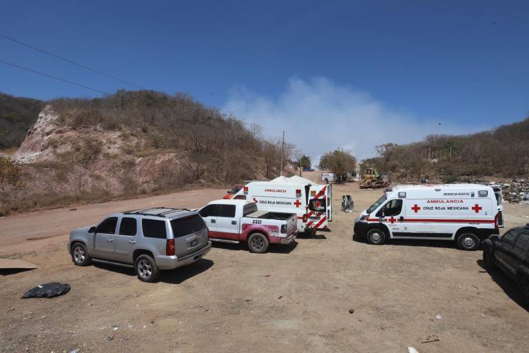 Reportan Bomberos que el fuego en el Basurón Municipal ya está controlado