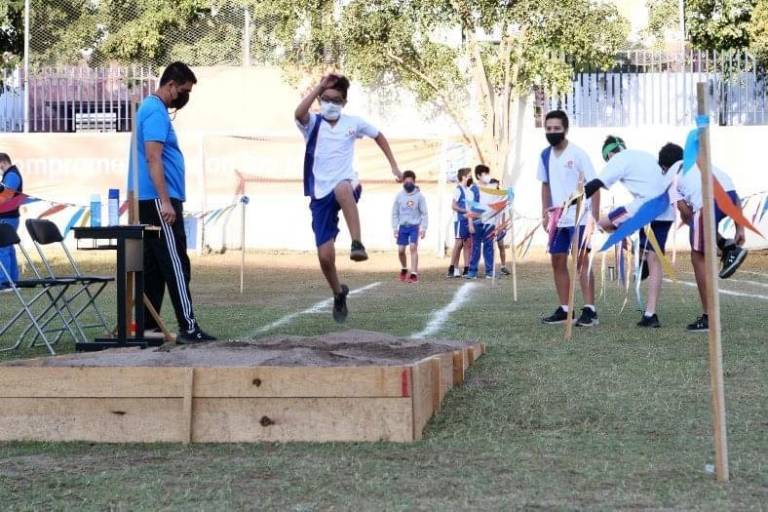 ¡Corren a toda velocidad en la Miniolimpiada de la Activa!