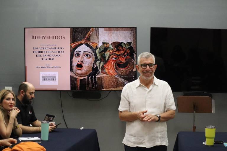 Propicia Miguel Alonso Gutiérrez acercamiento al panorama teatral