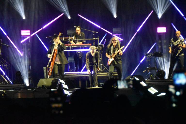 Conquista Café Tacvba en el primer Festival del Globo Culiacán