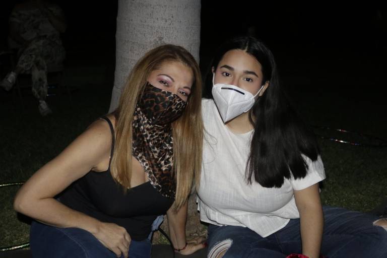 Presentan ‘Ok, está bien’, al aire libre