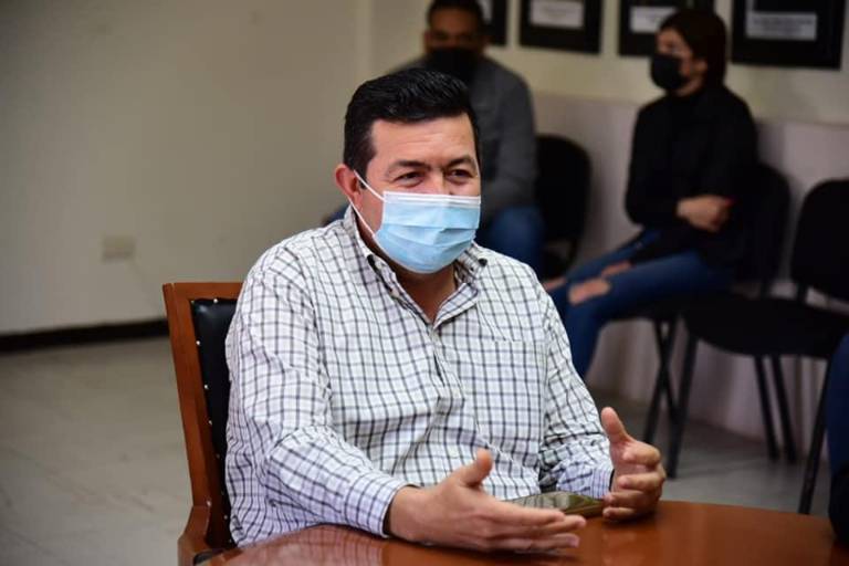 Regidor del PAS se opone al aborto en Sinaloa y responsabiliza a las mujeres de posibles embarazos