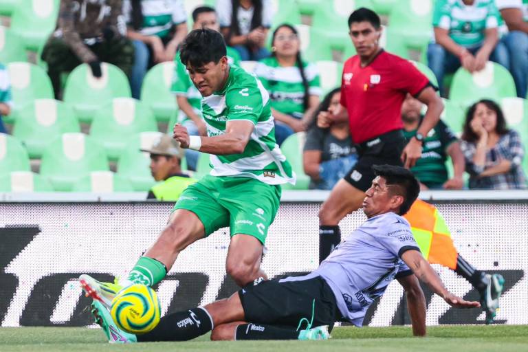 ¡No puede en el TSM! Mazatlán FC pierde por la mínima ante Santos