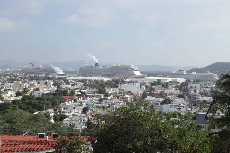 Arriban tres cruceros turísticos a Mazatlán esta Navidad