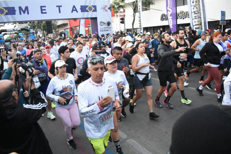 Arranca Maratón Internacional de Culiacán en su edición ‘Corre por la Paz’