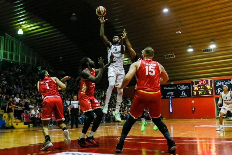 Debut victorioso de Caballeros de Culiacán en Cibacopa 2023