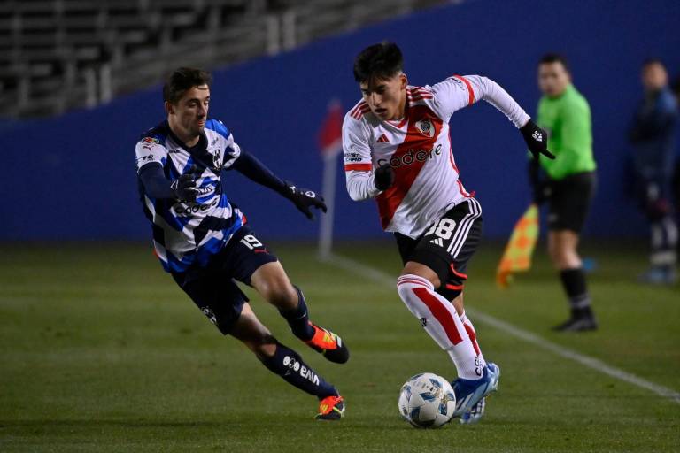Rayados y River Plate igualan en Dallas