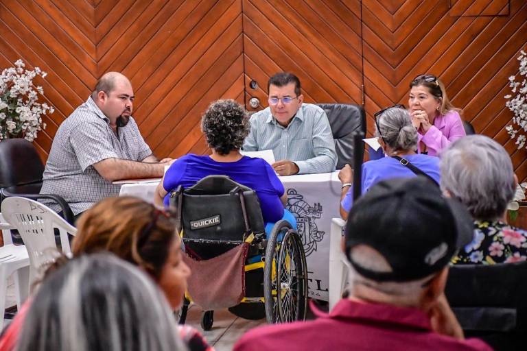 En tres meses, Ayuntamiento de Mazatlán ha entregado al menos 10 escrituras