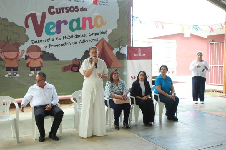 Arrancan cursos de verano para prevenir adicciones en menores de Mazatlán