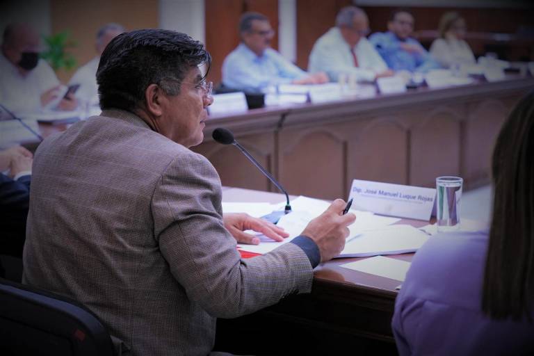 Calificaciones o amenazas, las opciones para ir a marcha: diputado