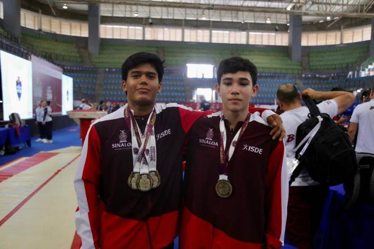Aarón Ibarra y Gael Rosales ganan cuatro oros en gimnasia