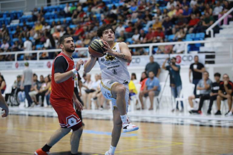 Piratas Basketball vence en tiempo extra a Tebacas