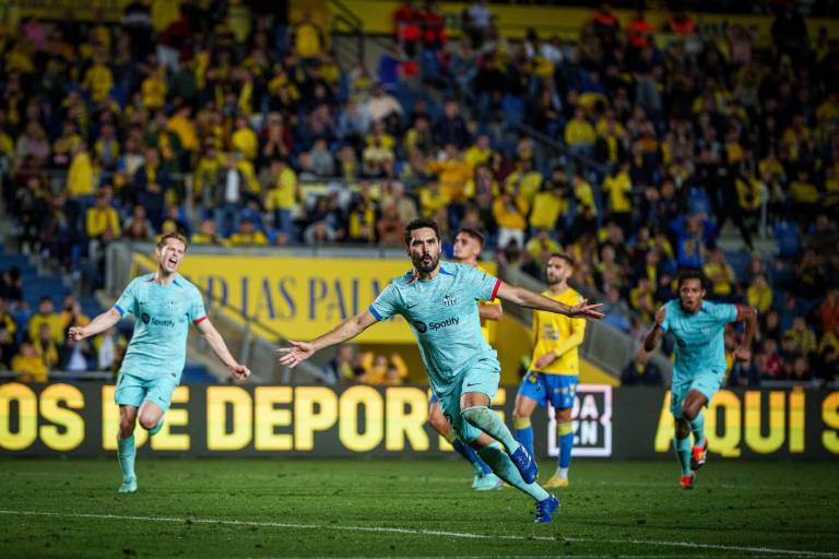 Gündogan, de penalti, firma una remontada agónica para el Barcelona