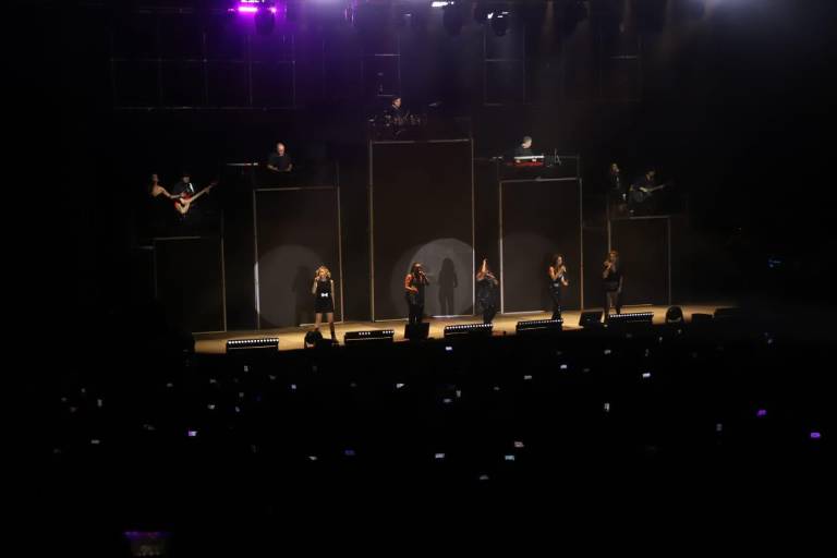 ‘Prenden’ Flans y Pandora a los mazatlecos con su música ochentera