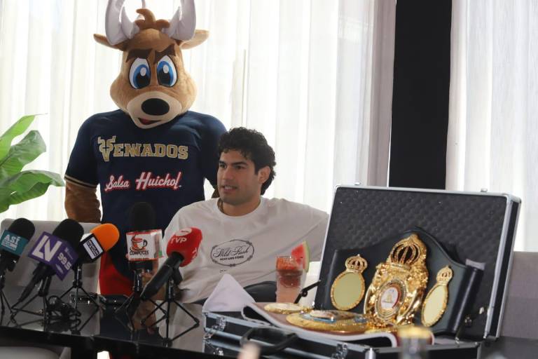 ‘Zurdo’ Ramírez analizará enfrentamiento con Jake Paul y David Benavidez