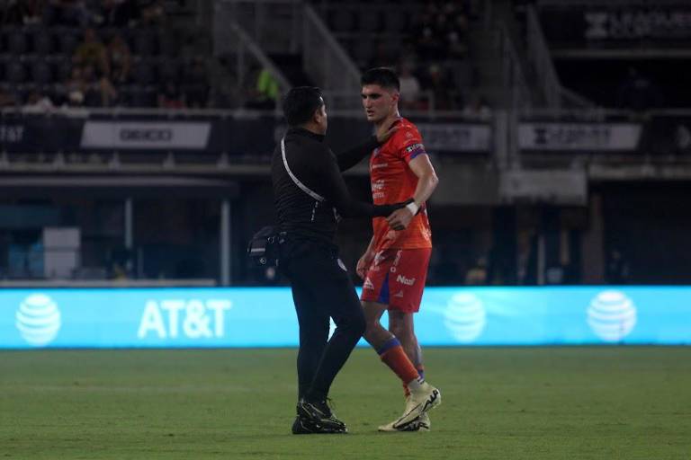 Gustavo del Prete, delantero de Mazatlán FC, será intervenido quirúrgicamente