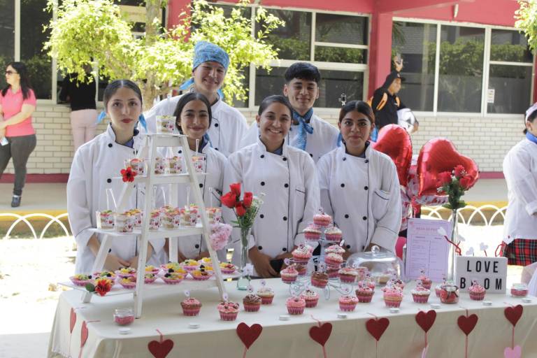 Muestran estudiantes del CBTIS 51 el proyecto Aprenden para emprender