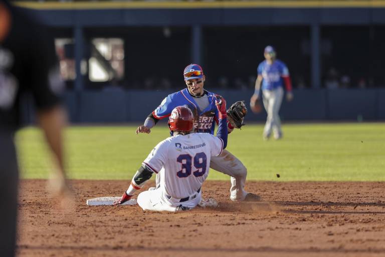 Puerto Rico cambió el guion para vencer a Dominicana y clasificar a las semifinales