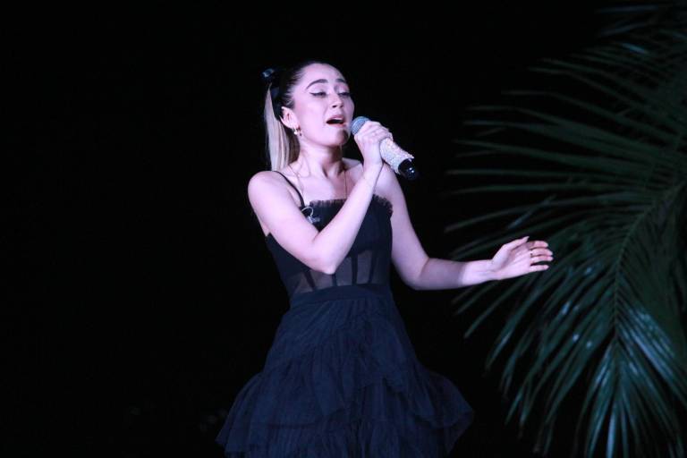 Carolina Ross deleita a los sinaloenses