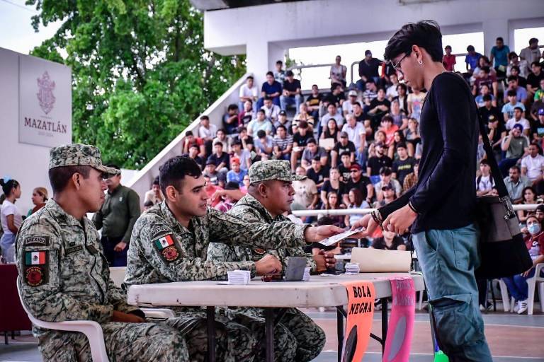 Realizan Sorteo Anual del Servicio Militar Nacional en Mazatlán