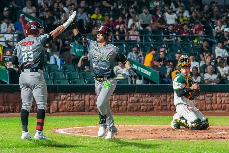 Explota ofensiva de Tomateros para rescatar el del honor en Los Mochis