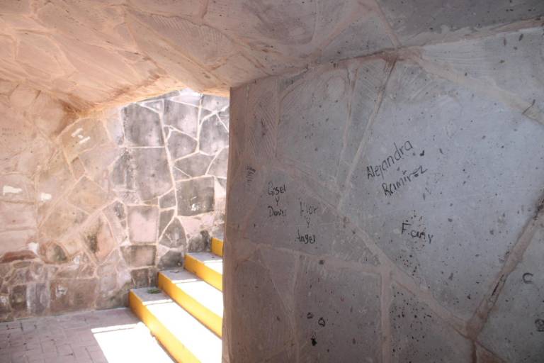 Llaman a cuidar espacios turísticos en El Rosario ante vandalismo y basura