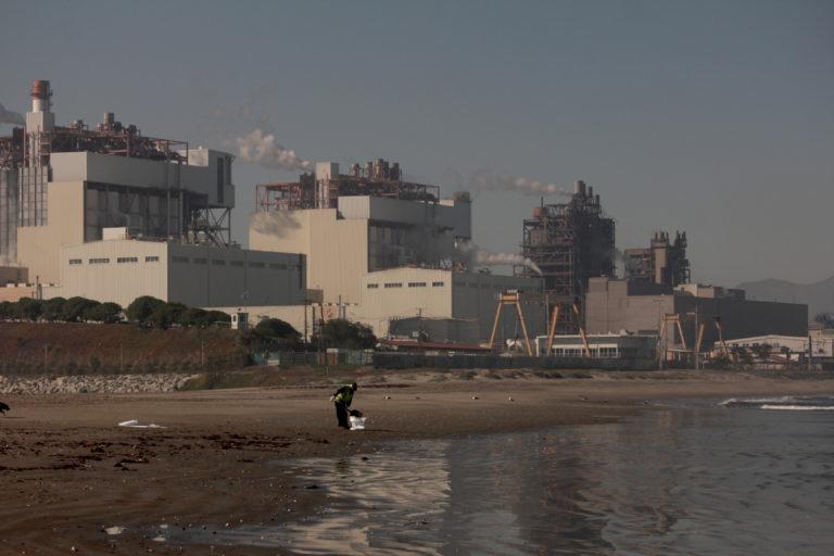 $!El dióxido de carbono emite la combustión del carbón, el principal gas responsable del efecto invernadero y que las cifras de las emisiones continúan en ascenso.
