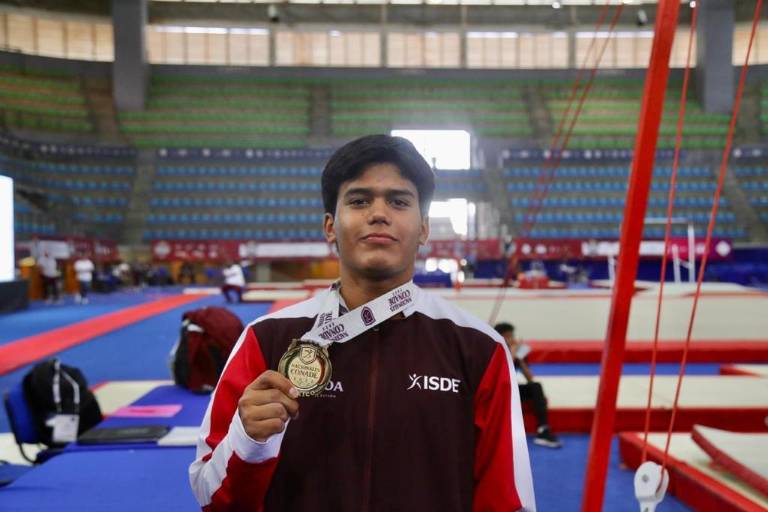 Sinaloense Aarón Ibarra ratifica su corona en el all around
