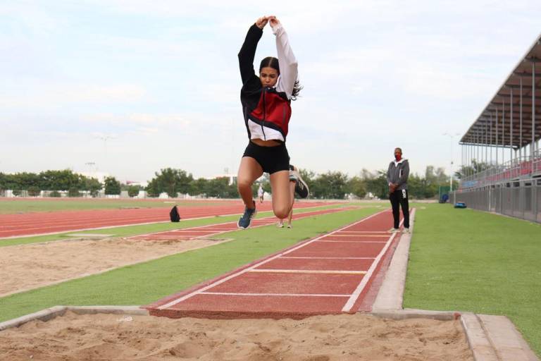 Atletas de la UAS continúan con su preparación para la Universiada Nacional 2022