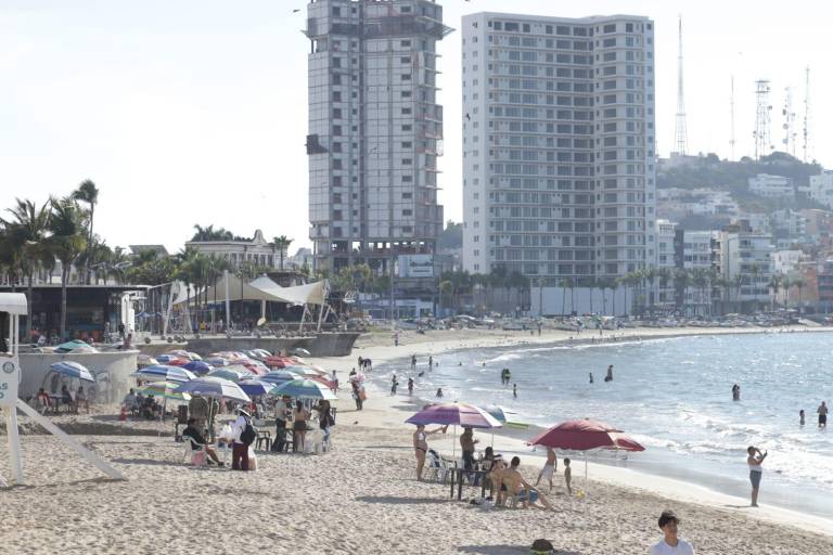 Disminuye afluencia de turismo en Mazatlán ante el fin del periodo vacacional