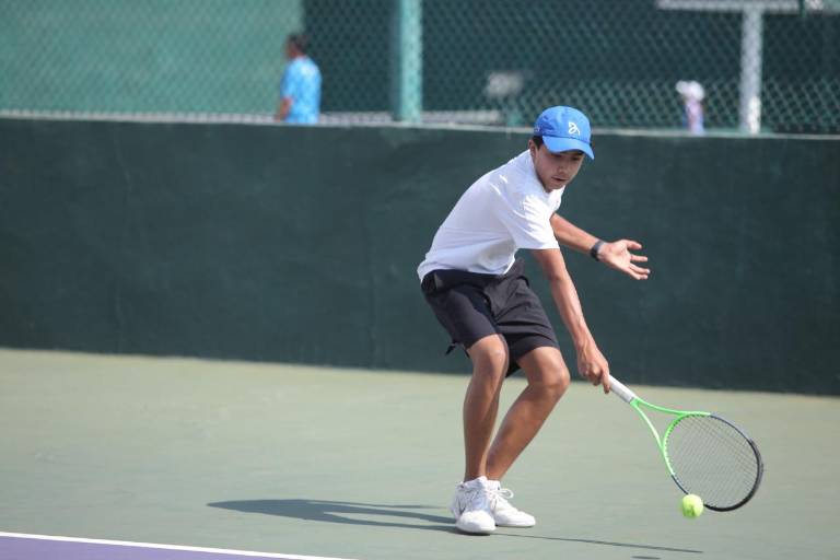 Se corona Tapia en la Copa Amstel Ultra 2022 de Tenis