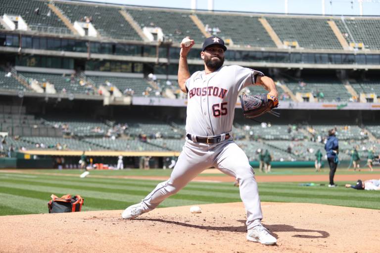 José Urquidy se van sin decisión pese a dejar el juego ganado