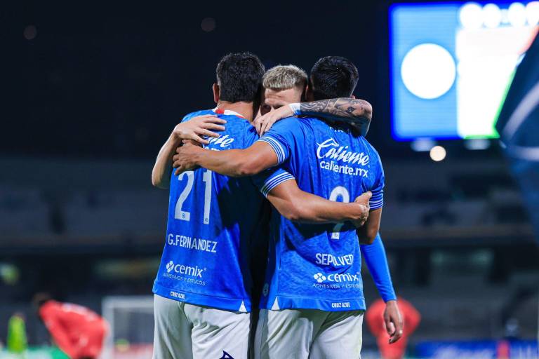 Cruz Azul le pasó por encima a Real Hope y amarró su pase a los octavos de final
