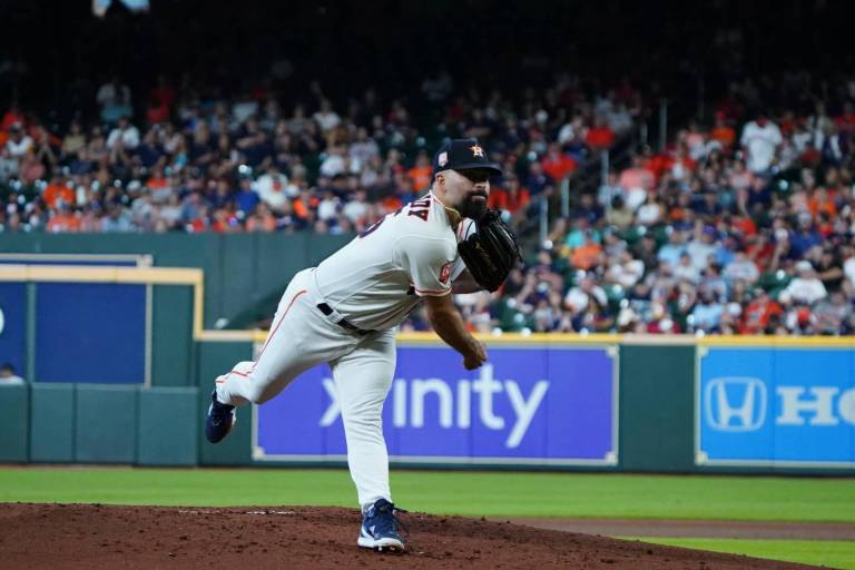 La broma de Astros que hizo palidecer a José Urquidy