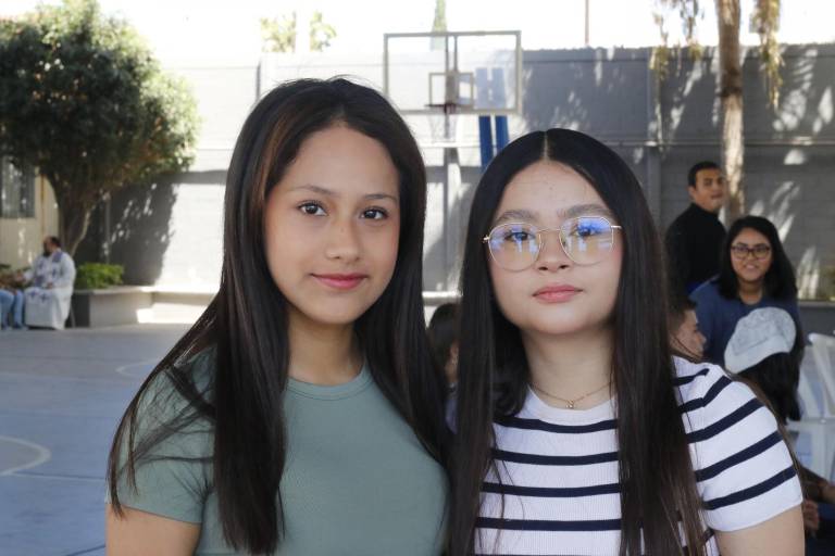 Viven los jóvenes un encuentro con Jesús