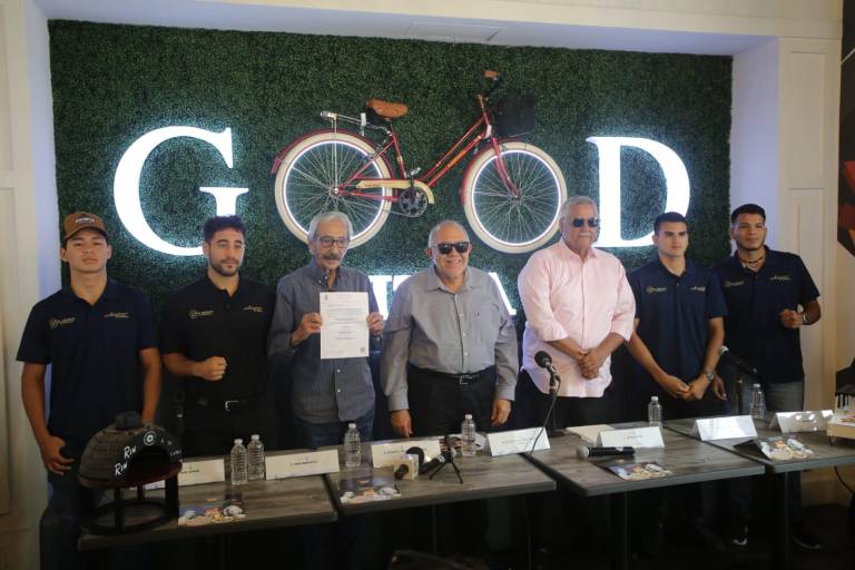 Velada internacional de boxeo se vivirá en la cancha Germán Evers