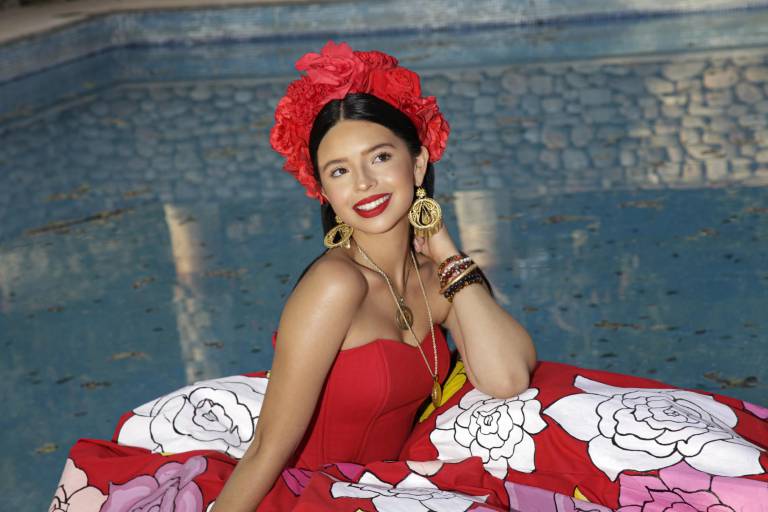 Ángela Aguilar lanza ‘Mexicana enamorada’, su nuevo disco