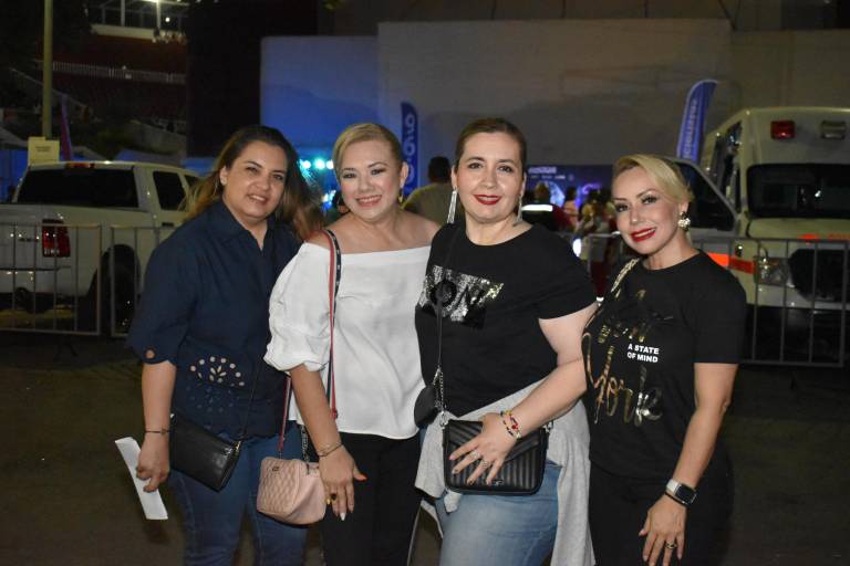 Disfrutan de una noche inolvidable con María José