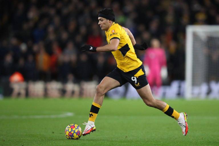 Raúl Jiménez llega a 100 partidos en la Premier League