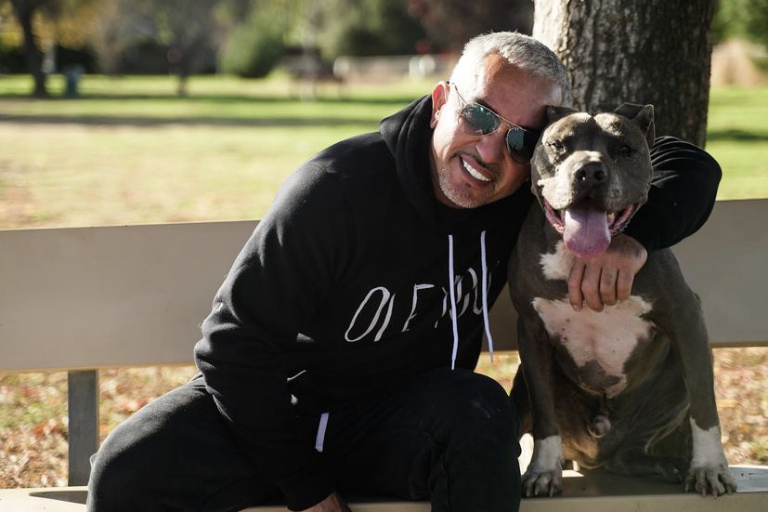 César Millán enfrenta demanda por ataque de su pitbull a una gimnasta