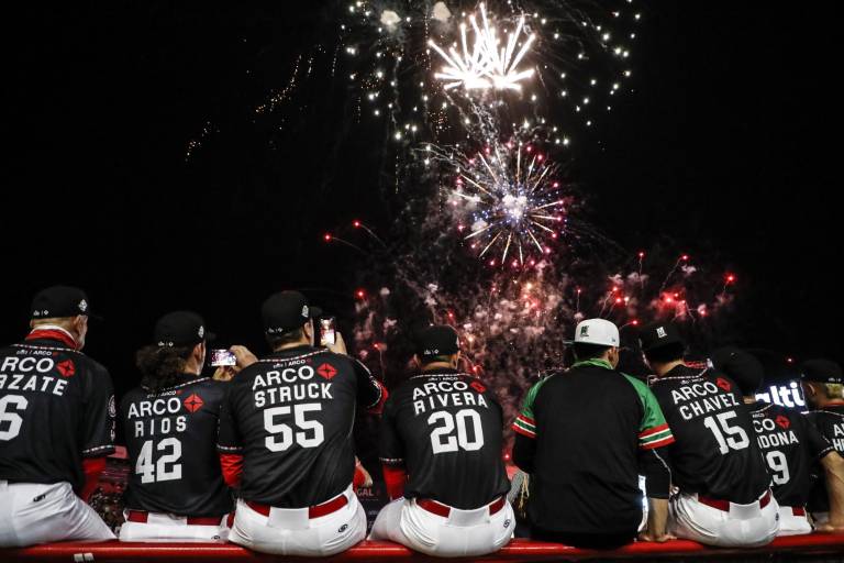 La Serie del Caribe 2022 es inaugurada con espectáculo de luces en Santo Domingo