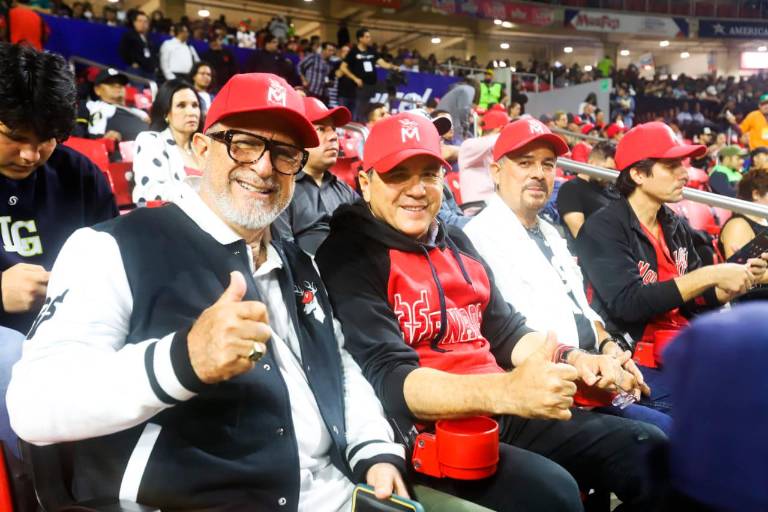 Club Venados entrega premio Orgullo Mazatlán a Antonio López Sáenz