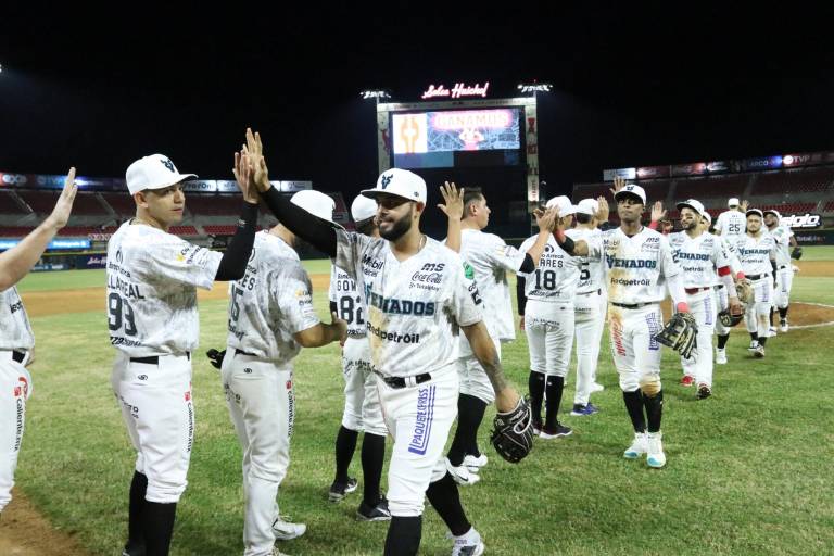 Venados de Mazatlán recibe a Naranjeros de Hermosillo, con la cima de la primera vuelta en disputa