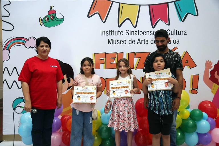 Premia el Masin a los ganadores de concurso de dibujo por el Día del Niño