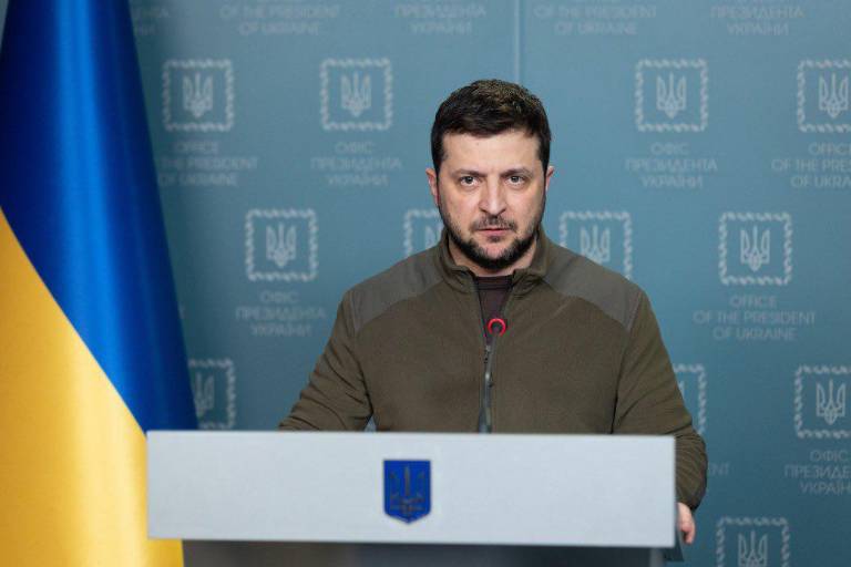 Para cumplir su ultimátum tienen que destruirnos a todos, advierte Zelenski a Rusia