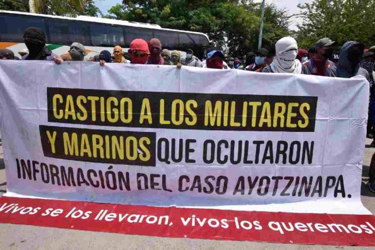 Militares detenidos por caso Ayotzinapa podrían seguir su proceso en libertad